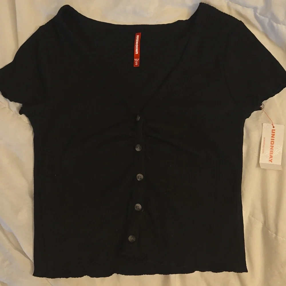 NWT Y2K Fitted Black Ribbed Button Crop Top Iconic 90s Blouse Cottage Minimalist